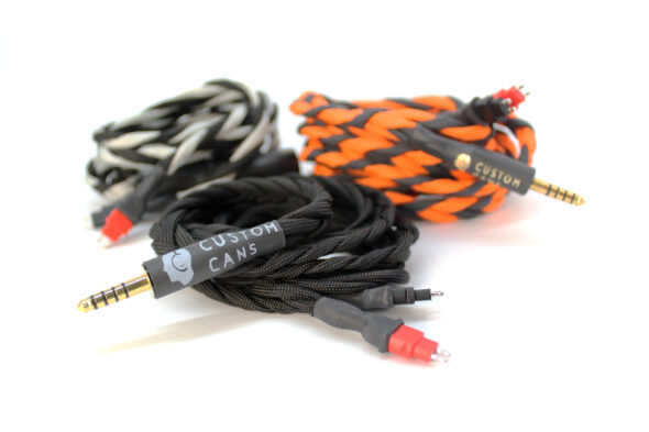Ultra-low capacitance cable with balanced connection for headphones that use Cardas HPSC (HD650) Connectors