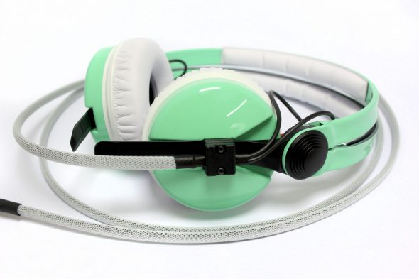 Pastel HD25 DJ Headphones in Mint