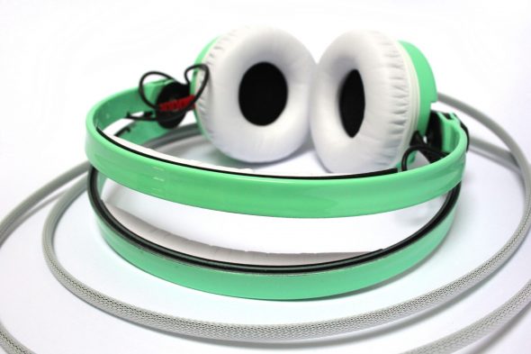 Customised HD25 Light Green with White pads